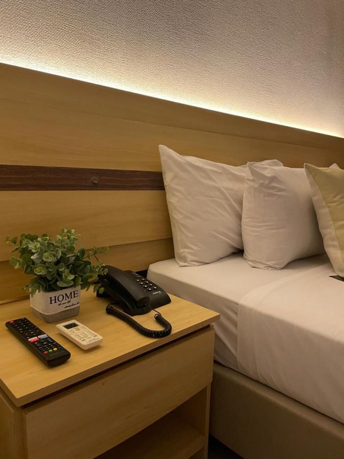 Flat Praia Home Experience Dante Michelini Витория Экстерьер фото