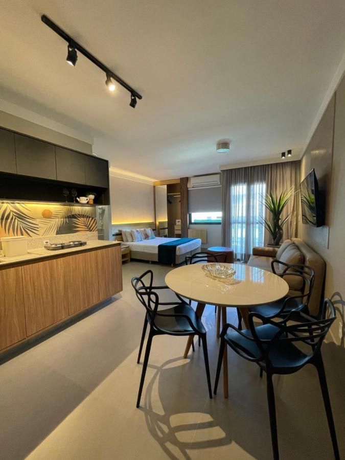 Flat Praia Home Experience Dante Michelini Витория Экстерьер фото